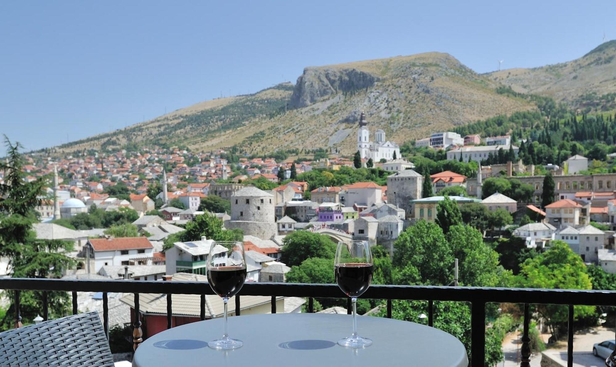 Captain'S Luxury Apartments Mostar Buitenkant foto