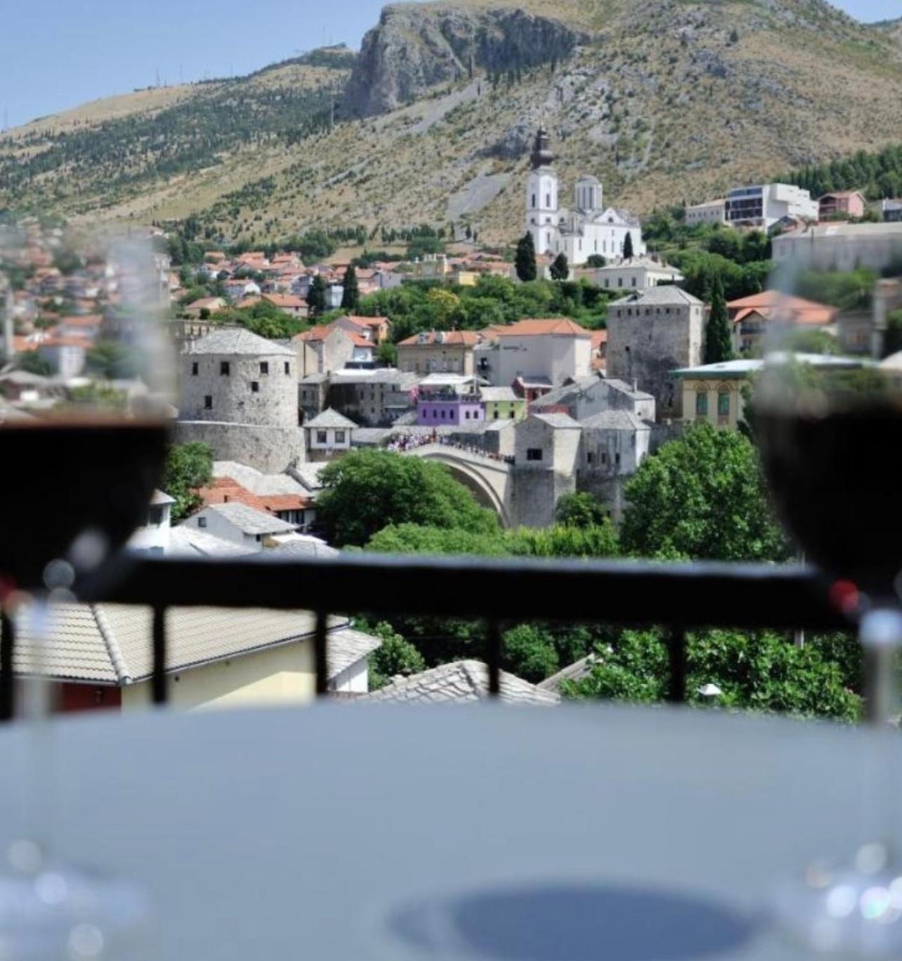 Captain'S Luxury Apartments Mostar Buitenkant foto