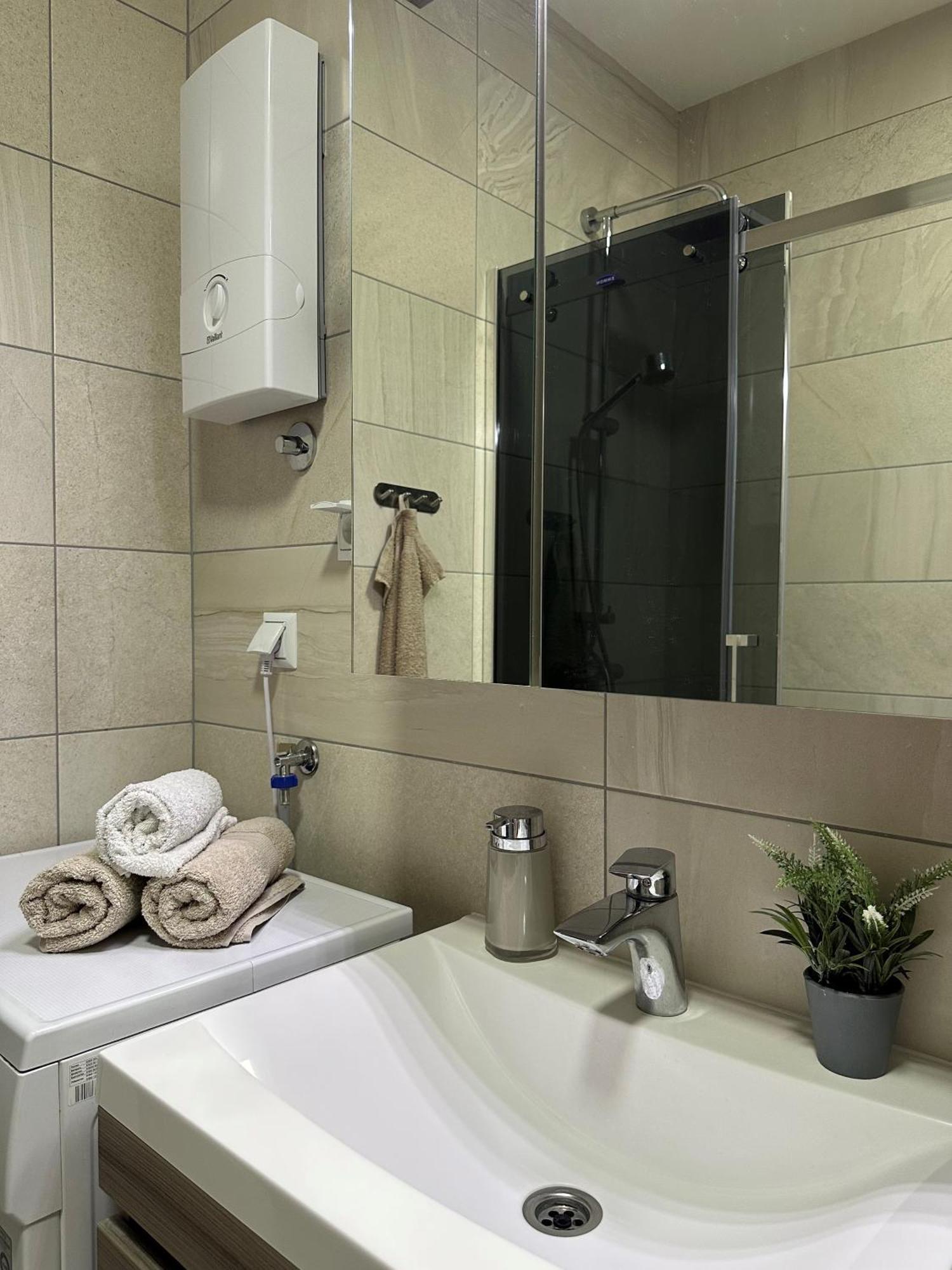 Captain'S Luxury Apartments Mostar Buitenkant foto
