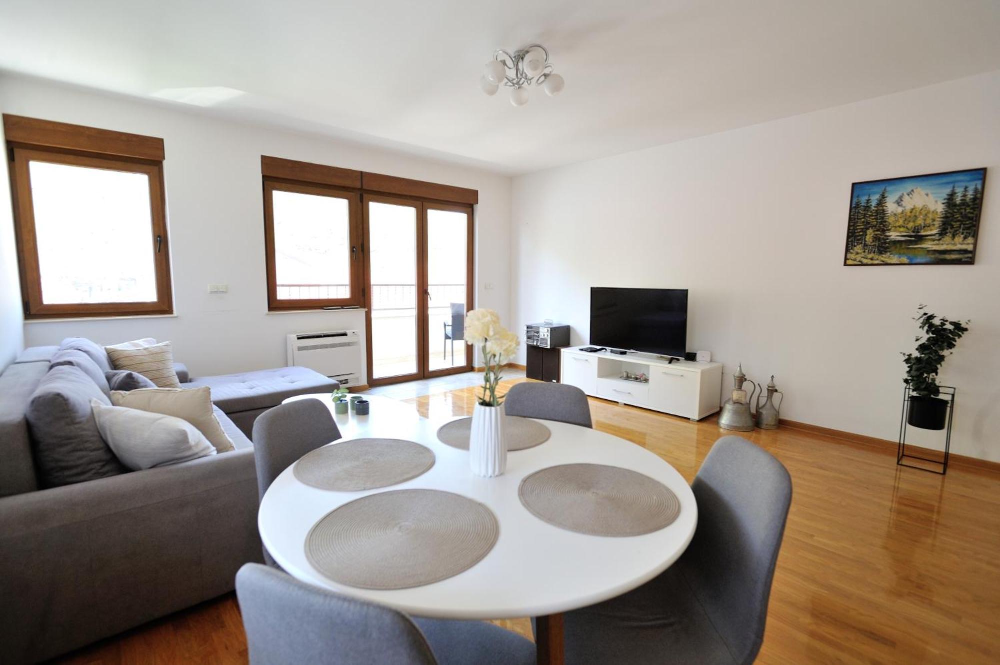 Captain'S Luxury Apartments Mostar Buitenkant foto
